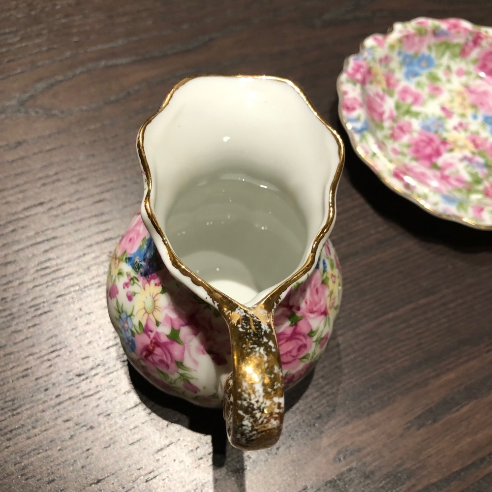 Royal Chintz vintage micro mini pitcher w/saucer - Picture 3 of 12